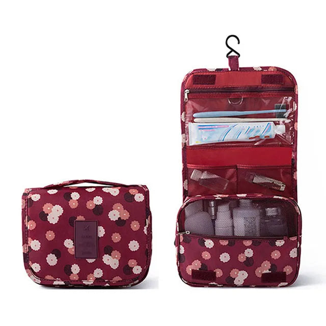 trousse de toilette femme a suspendre tendance