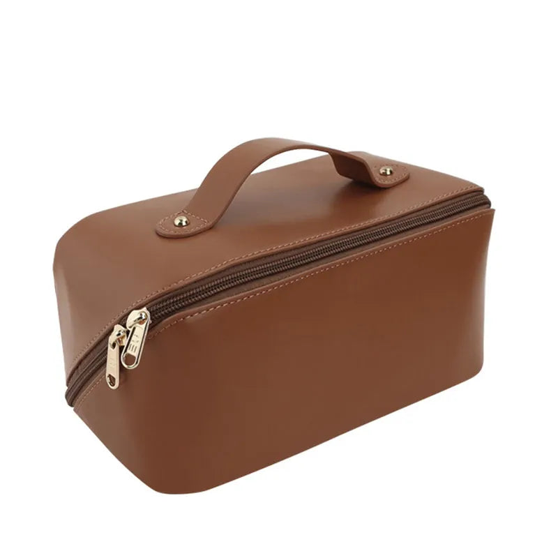 trousse toilette personnalisable femme initiales