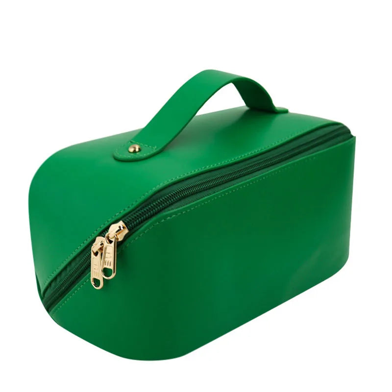 trousse toilette femme personnalisée initiales