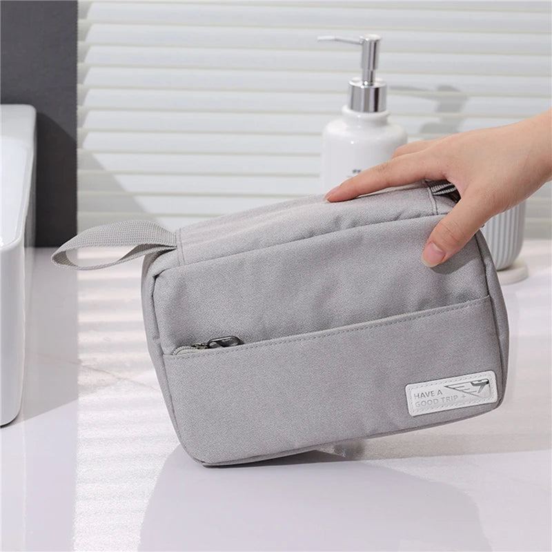 trousses de toilette pliable a suspendre