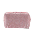 trousse voyage maquillage motif dentelle rose